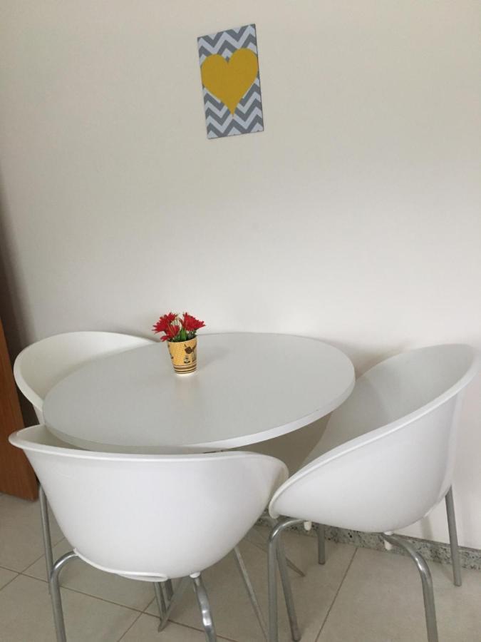 Residencial Lupulos Apartment อังกราโดสเฮย์ส ภายนอก รูปภาพ